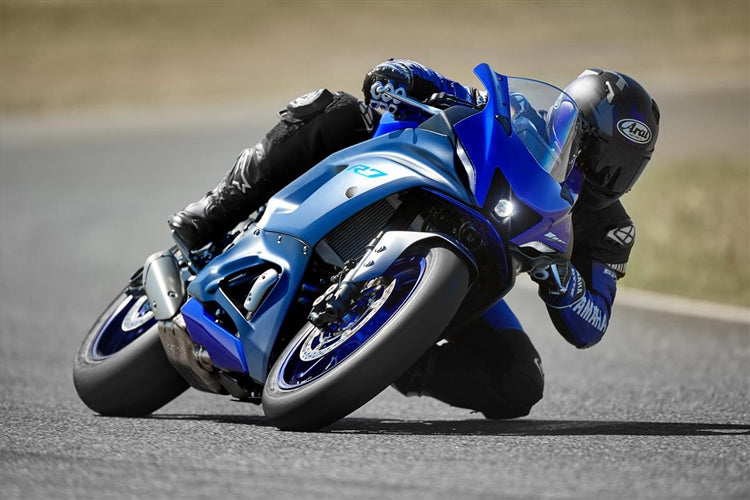 First Look of 2021 Yamaha YZF R7 (Price, Photo, Spec.)